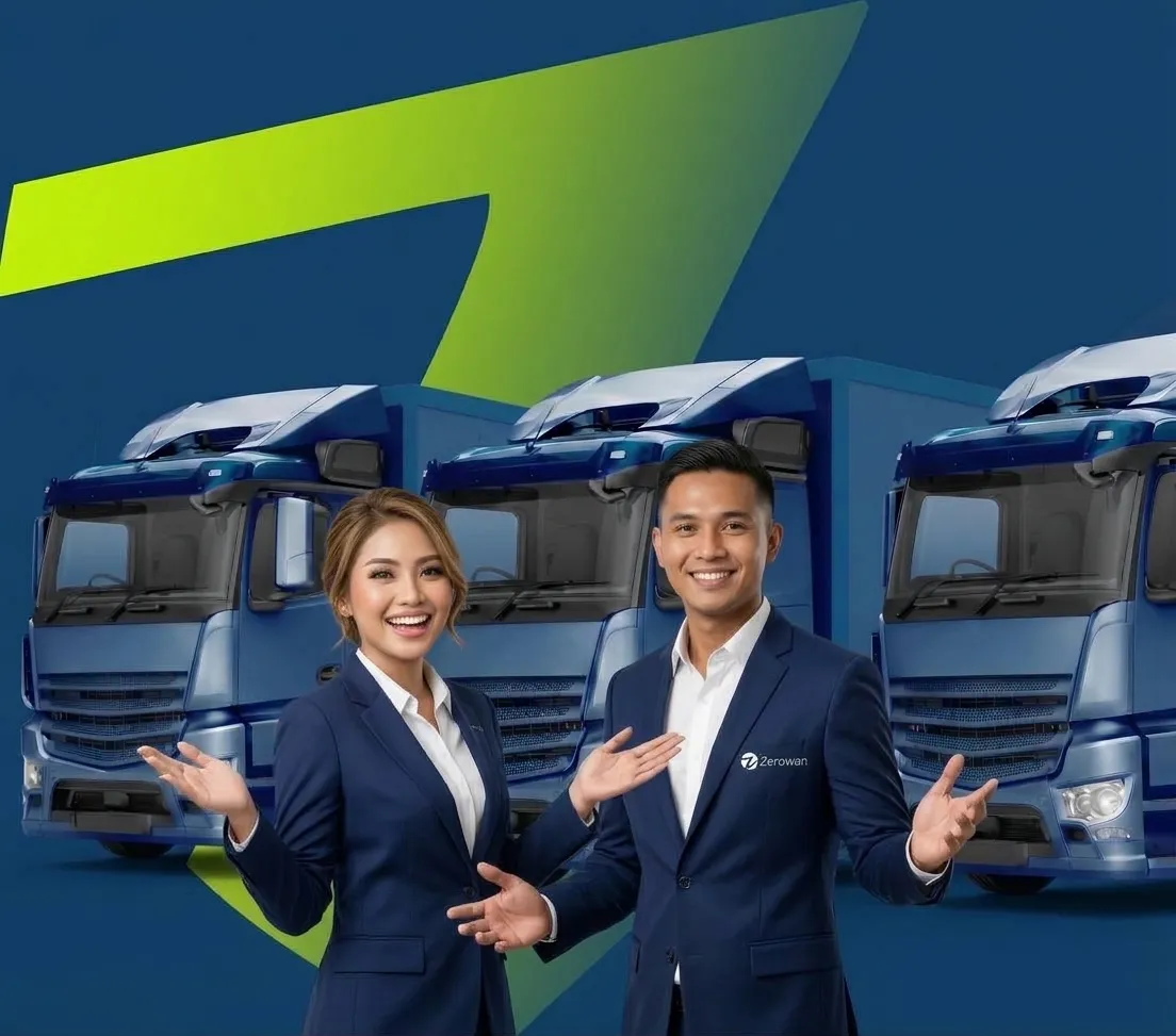 Dua perwakilan Zerowan berdiri di depan armada truk